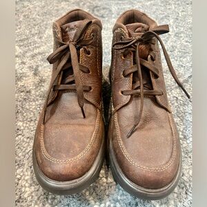 Clarks Men’s Brown Boots (Size 8.5)